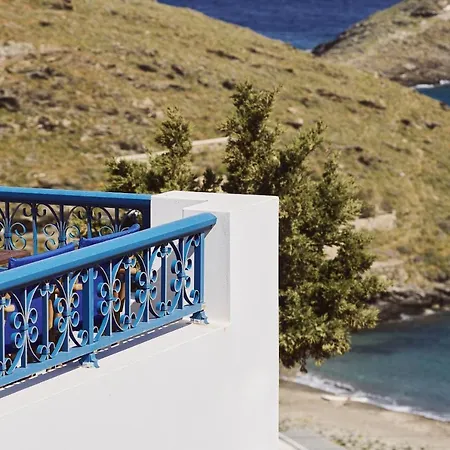 Tramontana 4* Agios Stefanos (Kythnos)